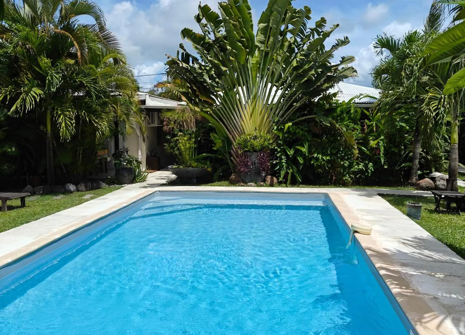 Gites Kaladja Port-Louis Apartment